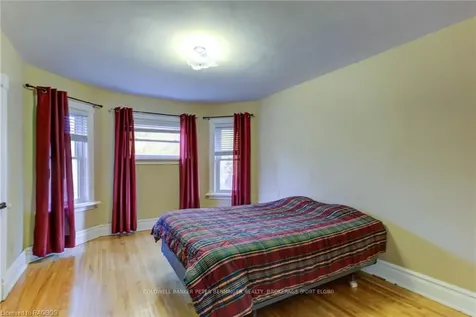 38 Market Street Arran-elderslie ON N0H 2N0