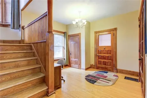 38 Market Street Arran-elderslie ON N0H 2N0