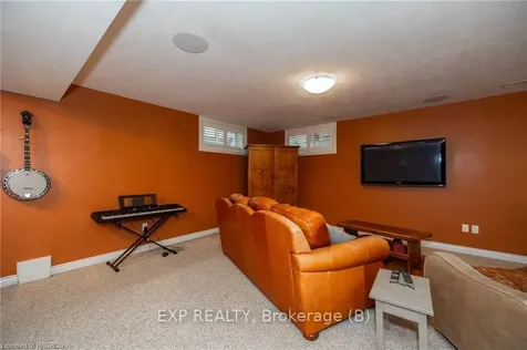 20 Fairway Avenue Meaford ON N4L 1L7