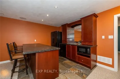 20 Fairway Avenue Meaford ON N4L 1L7
