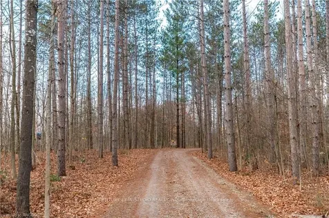 1626 Concession 14 N/a Brockton ON N0G 1J0