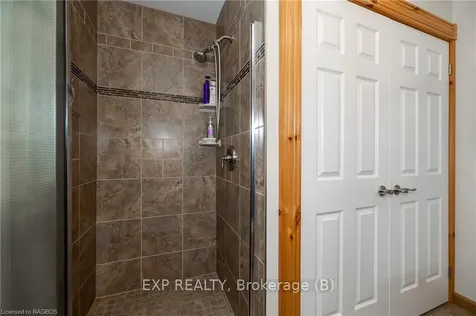 322 West Street Georgian Bluffs ON N4K 5N7