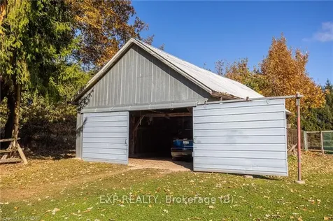 322 West Street Georgian Bluffs ON N4K 5N7