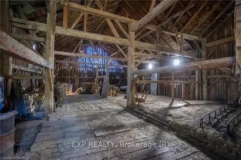 322 West Street Georgian Bluffs ON N4K 5N7