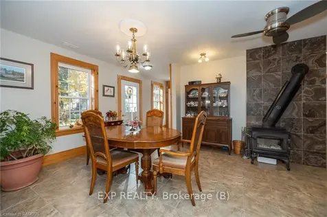 322 West Street Georgian Bluffs ON N4K 5N7