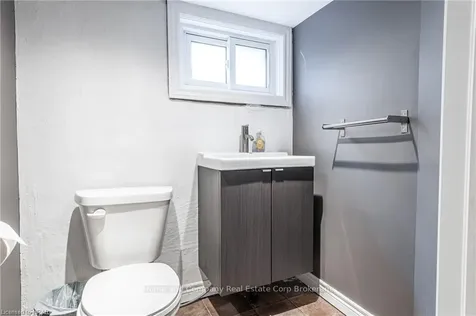 374 Albert Street Stratford ON N5A 3L1