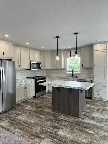 209 Spruce Drive West Grey ON N4N 3B8