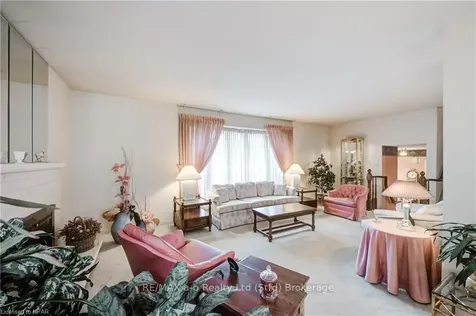 5 Northland Crescent Woodstock ON N4S 6T4