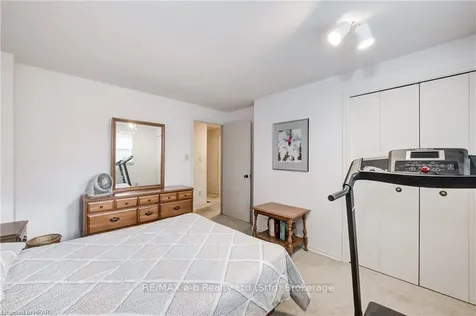 5 Northland Crescent Woodstock ON N4S 6T4