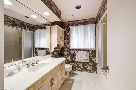 5 Northland Crescent Woodstock ON N4S 6T4