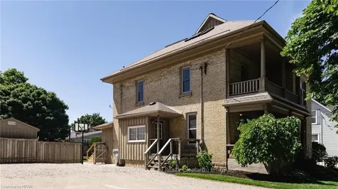 33 Goshen Street N Bluewater ON N0M 2T0