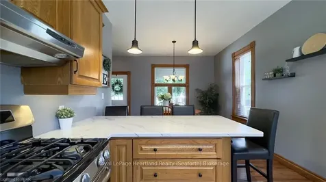 33 Goshen Street N Bluewater ON N0M 2T0