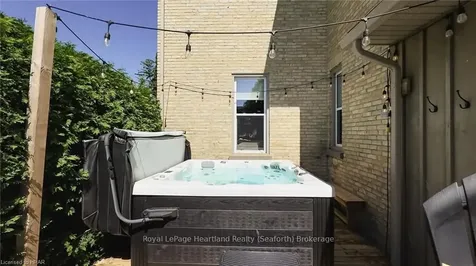 33 Goshen Street N Bluewater ON N0M 2T0