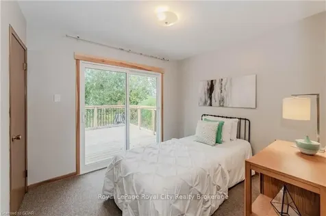 10 Pine Drive Guelph ON N1E 3Y4