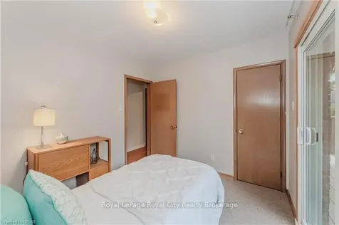 10 Pine Drive Guelph ON N1E 3Y4