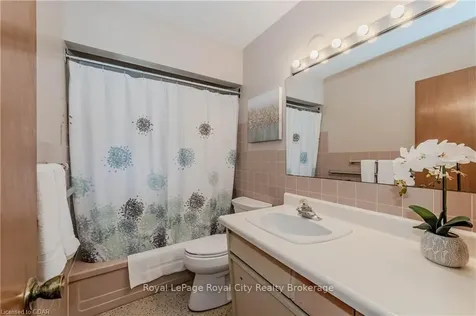10 Pine Drive Guelph ON N1E 3Y4