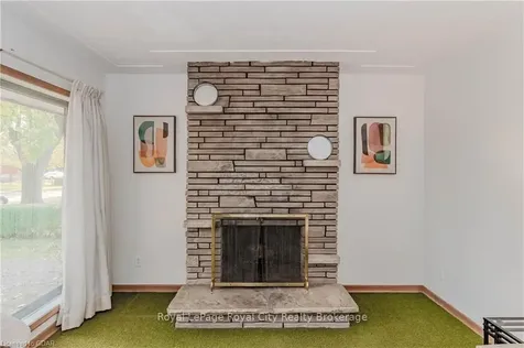 10 Pine Drive Guelph ON N1E 3Y4