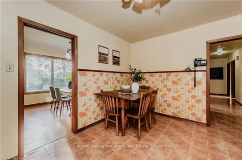 18 Elginfield Drive Guelph ON N1E 4E6
