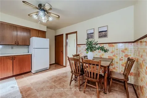 18 Elginfield Drive Guelph ON N1E 4E6