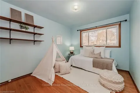 18 Elginfield Drive Guelph ON N1E 4E6