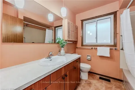 18 Elginfield Drive Guelph ON N1E 4E6