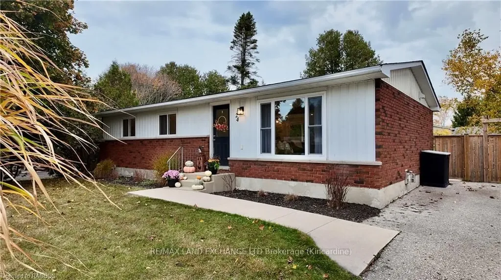 24 Maccaskill Road Kincardine ON N2Z 1J2