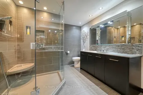 49 Elisabeth Street Blandford-blenheim ON N0J 1M0