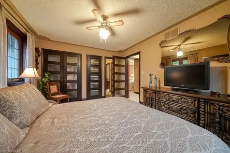 49 Elisabeth Street Blandford-blenheim ON N0J 1M0