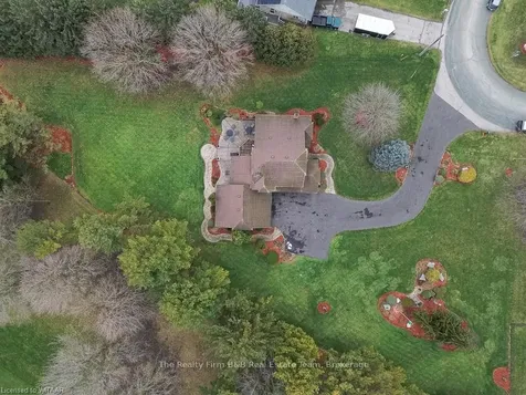 49 Elisabeth Street Blandford-blenheim ON N0J 1M0