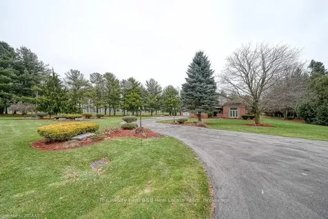 49 Elisabeth Street Blandford-blenheim ON N0J 1M0