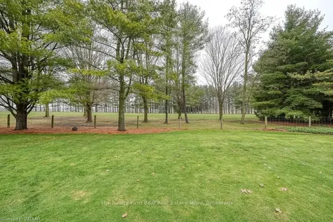 49 Elisabeth Street Blandford-blenheim ON N0J 1M0