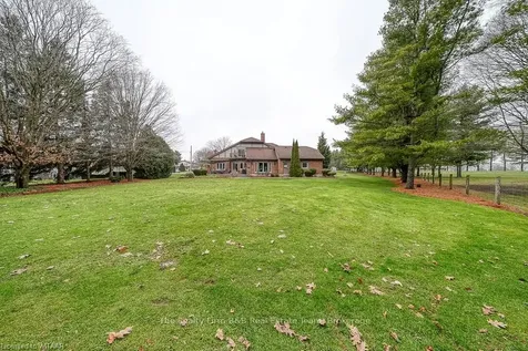 49 Elisabeth Street Blandford-blenheim ON N0J 1M0