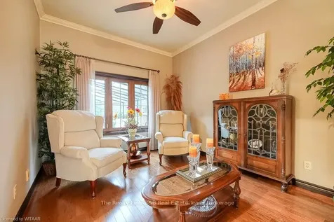 49 Elisabeth Street Blandford-blenheim ON N0J 1M0