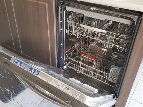 60 Cole Crescent Brantford ON N3T 0P4