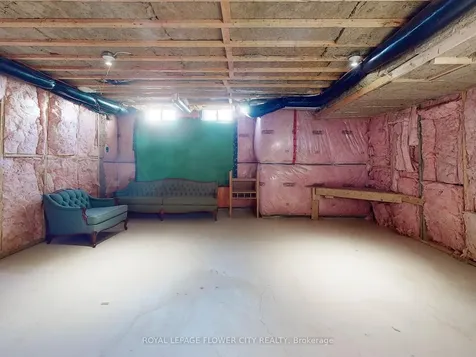 60 Cole Crescent Brantford ON N3T 0P4