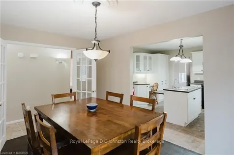 863 Mackendrick Drive Kincardine ON N2Z 1L7