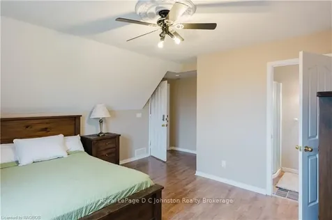 863 Mackendrick Drive Kincardine ON N2Z 1L7