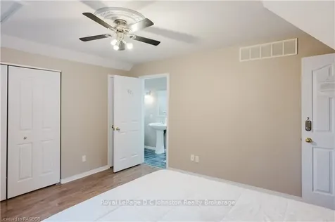 863 Mackendrick Drive Kincardine ON N2Z 1L7