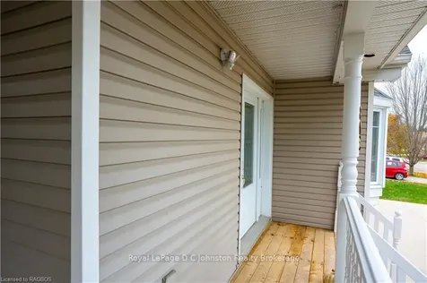 863 Mackendrick Drive Kincardine ON N2Z 1L7