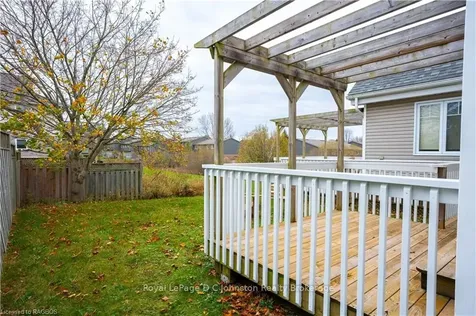 863 Mackendrick Drive Kincardine ON N2Z 1L7