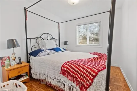 54 Poplar Drive Cambridge ON N3C 3X3