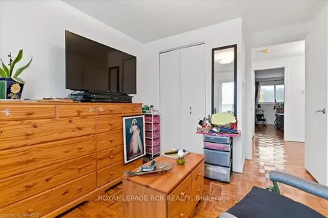 54 Poplar Drive Cambridge ON N3C 3X3