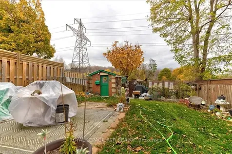 54 Poplar Drive Cambridge ON N3C 3X3