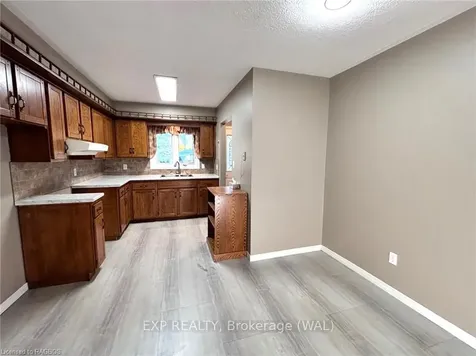 57 Mcgivern Street W Brockton ON N0G 2V0