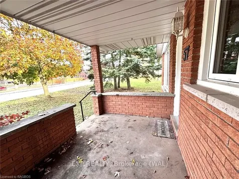 57 Mcgivern Street W Brockton ON N0G 2V0