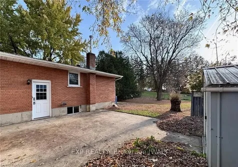 57 Mcgivern Street W Brockton ON N0G 2V0