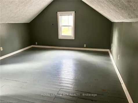 941 20th Street W Georgian Bluffs ON N4K 6V5