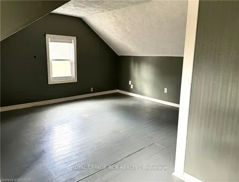 941 20th Street W Georgian Bluffs ON N4K 6V5