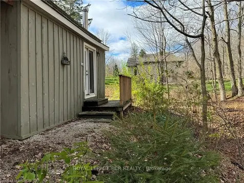 941 20th Street W Georgian Bluffs ON N4K 6V5