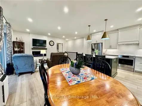 10 Devinwood Avenue Brockton ON N0G 2V0